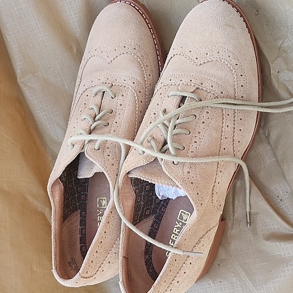 Sperry suede like